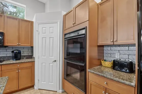 1848 Via Castello Wellington FL 33411