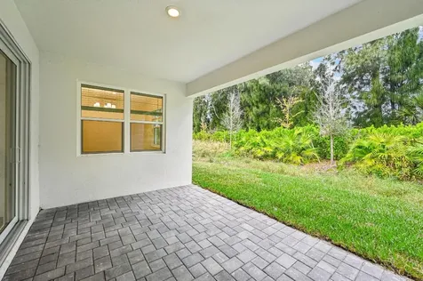 5625 Hampton Park Circle Vero Beach FL 32966