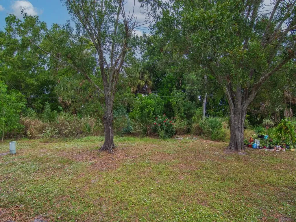 61 E Caribbean Port St Lucie FL 34952