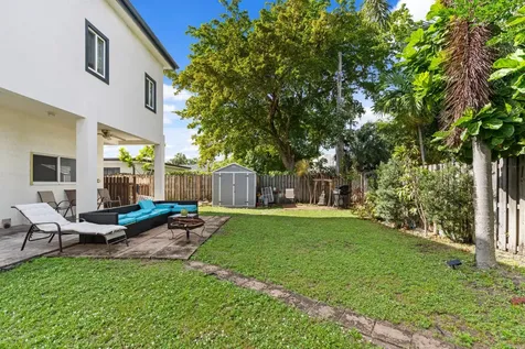 1129 NE 16th Street Fort Lauderdale FL 33304