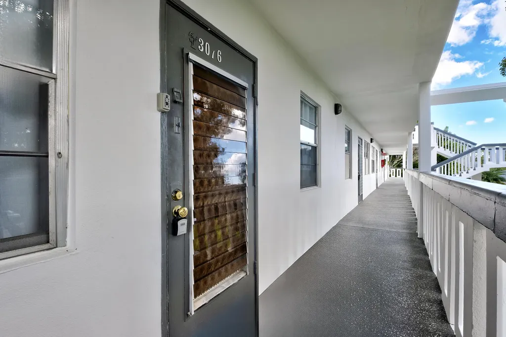 3076 Newport Q Deerfield Beach FL 33442