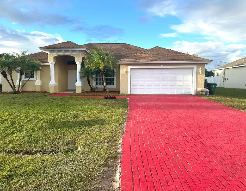 729 SW Sardinia Avenue Port St Lucie FL 34953