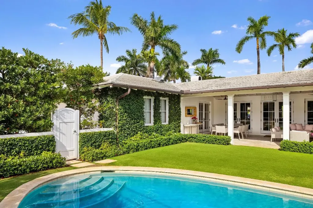 258 List Road Palm Beach FL 33480