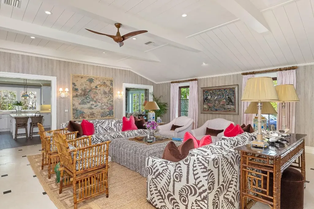 258 List Road Palm Beach FL 33480