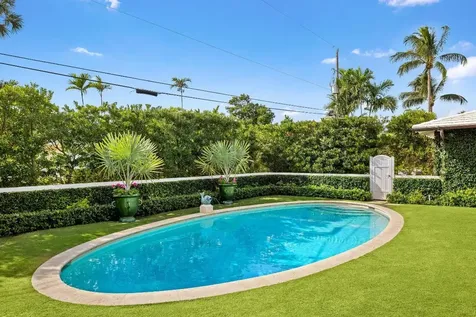 258 List Road Palm Beach FL 33480