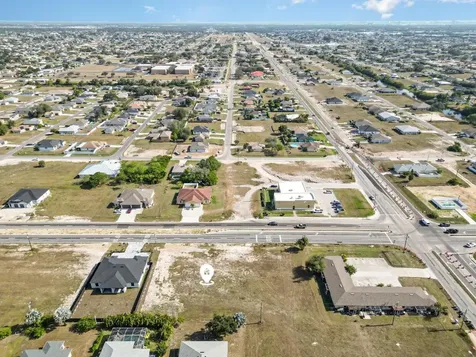 1616 Andalusia Boulevard Cape Coral FL 33909