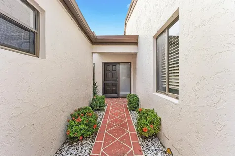 6112 Kings Gate Circle Delray Beach FL 33484