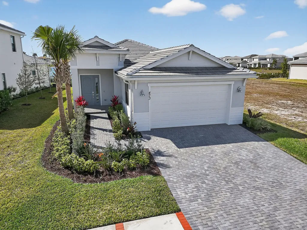 473 SE Fascino Circle Port St Lucie FL 34984