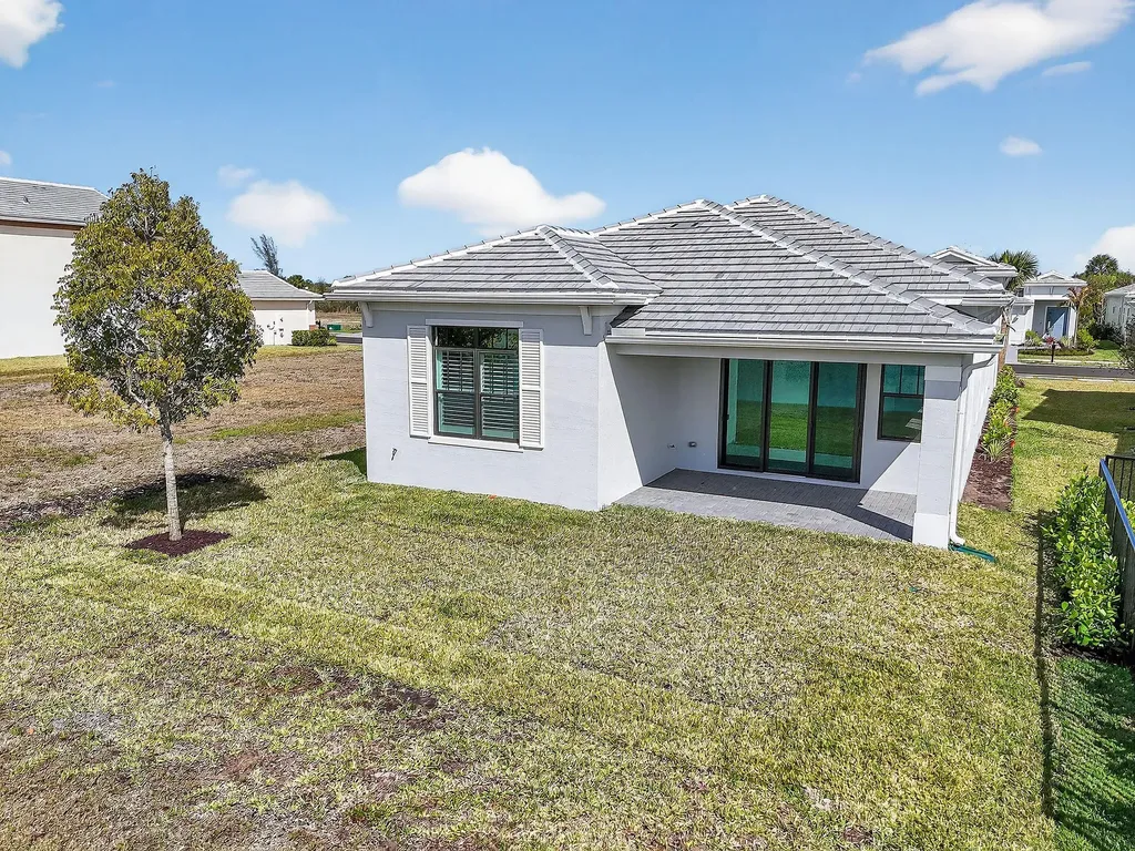 473 SE Fascino Circle Port St Lucie FL 34984