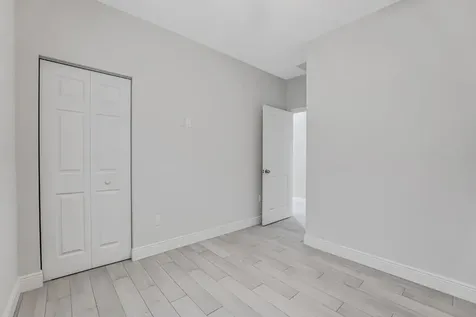 2618 Saginaw Avenue West Palm Beach FL 33409