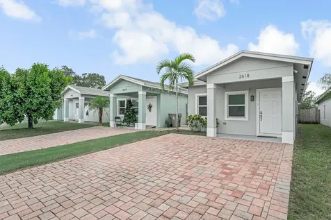 2618 Saginaw Avenue West Palm Beach FL 33409