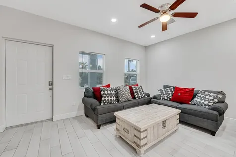 2618 Saginaw Avenue West Palm Beach FL 33409