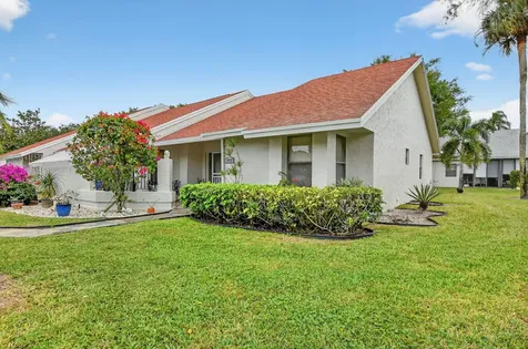 10984 Water Oak Manor Boca Raton FL 33498
