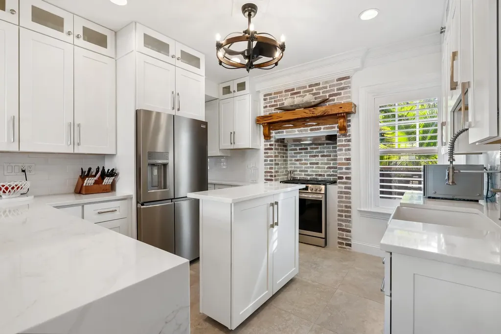 442 28th Street West Palm Beach FL 33407