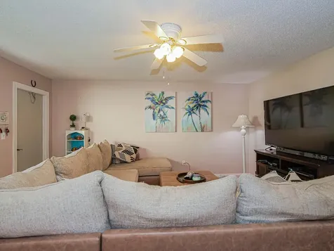 16 Vista Palm Lane Vero Beach FL 32962
