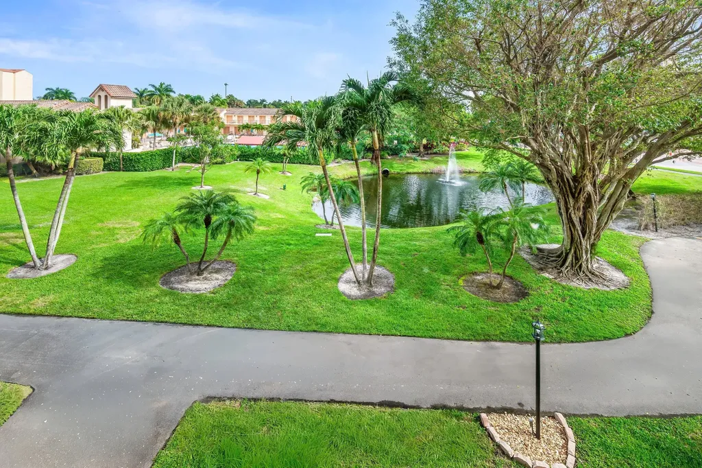 7201 Promenade Drive E Boca Raton FL 33433