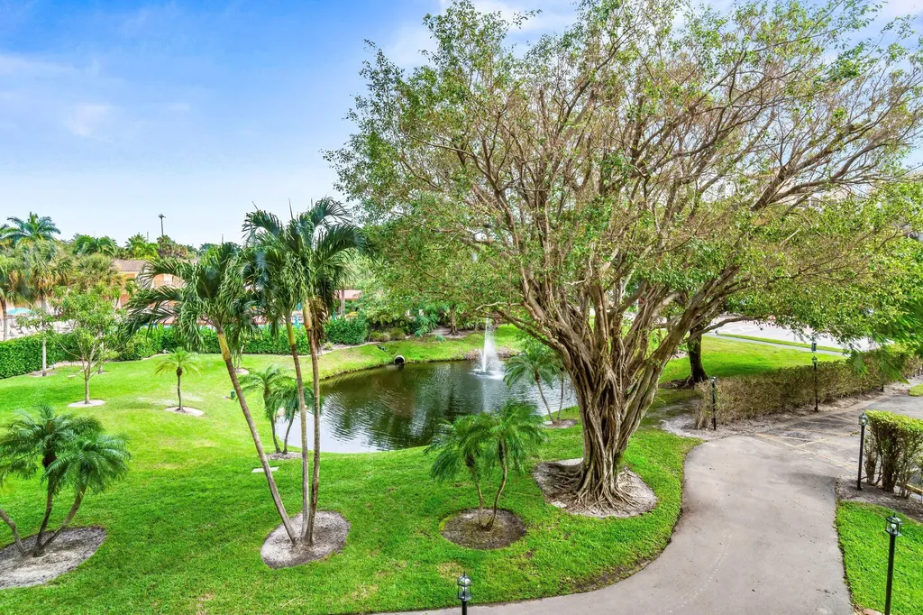 7201 Promenade Drive E Boca Raton FL 33433