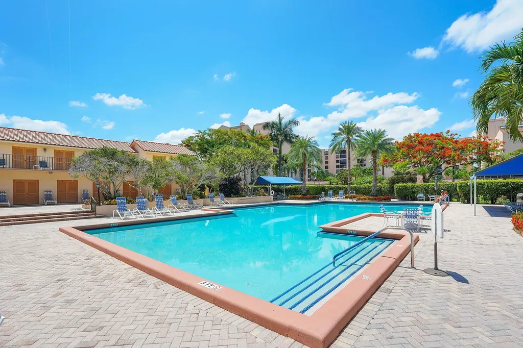 7201 Promenade Drive E Boca Raton FL 33433