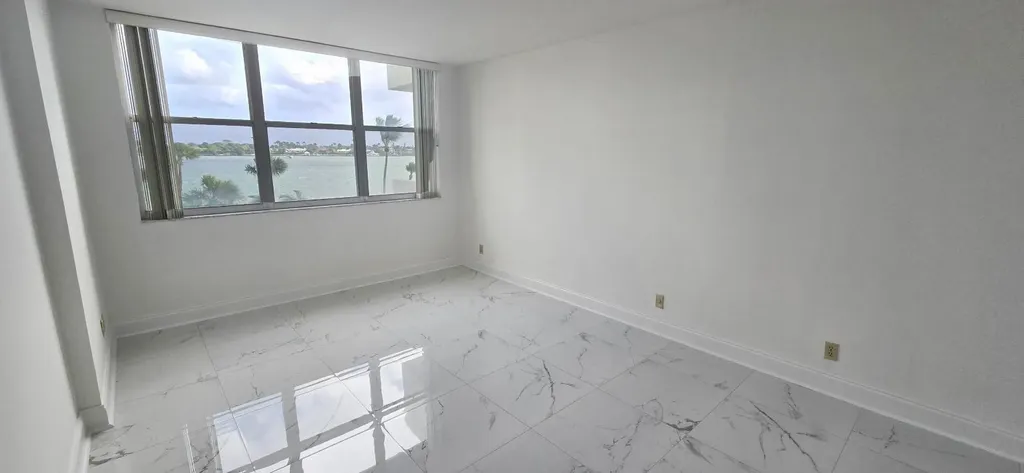 2600 N Flagler Drive West Palm Beach FL 33407