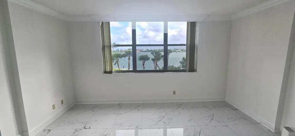 2600 N Flagler Drive West Palm Beach FL 33407