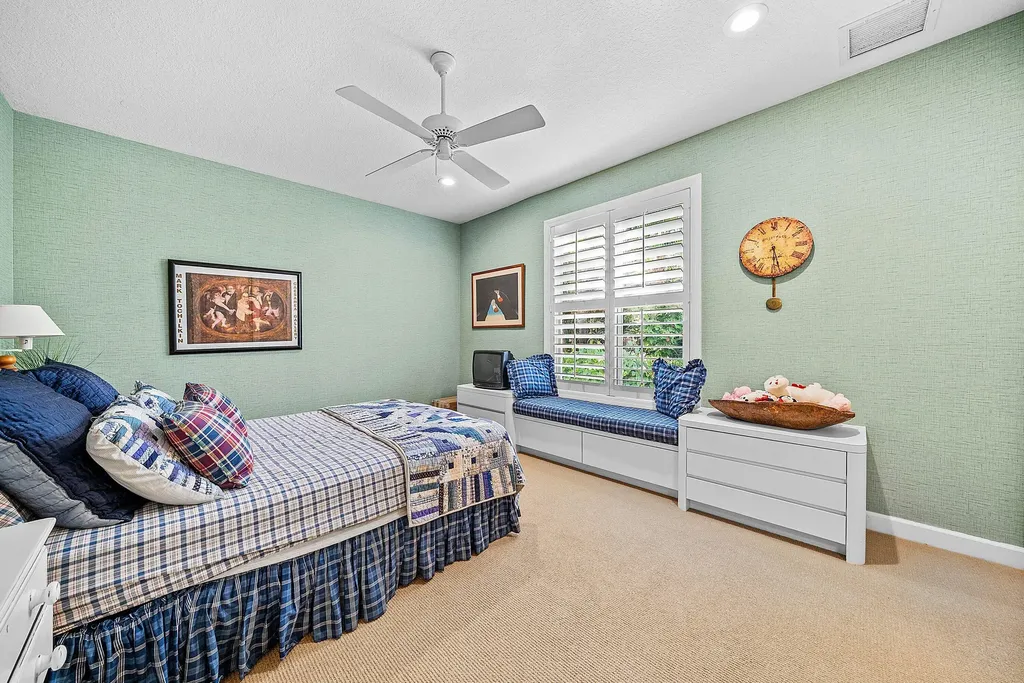 13060 Monet Lane Palm Beach Gardens FL 33410