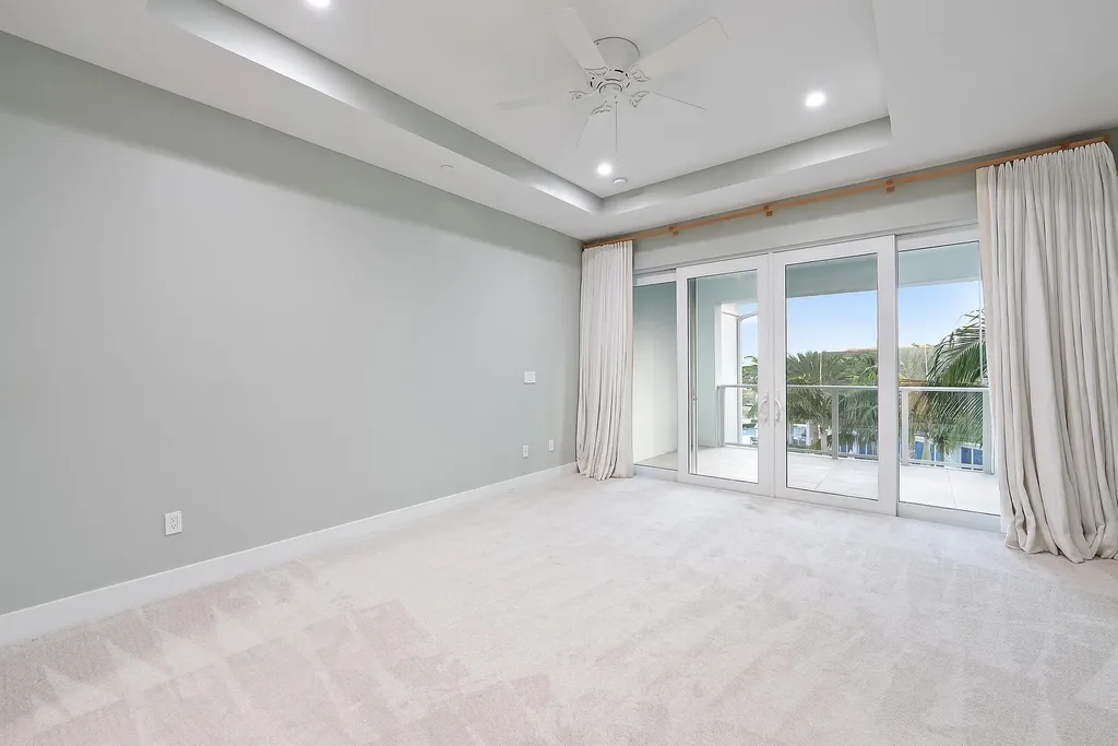 112 Water Club Court N North Palm Beach FL 33408