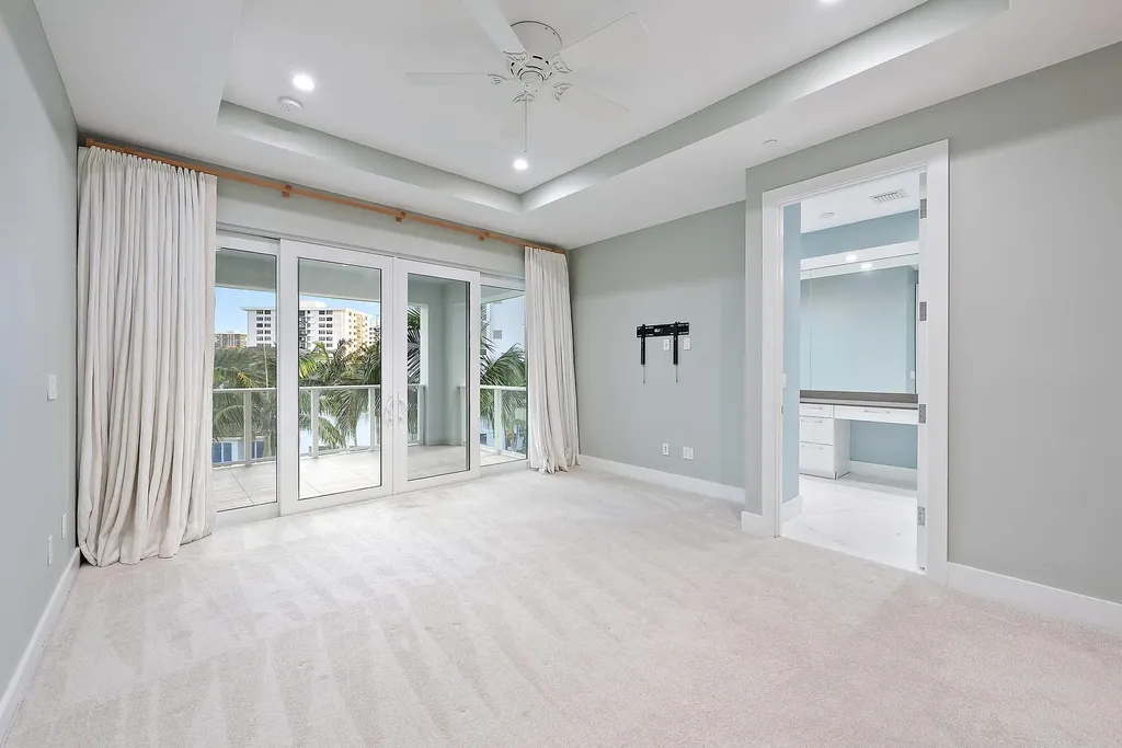 112 Water Club Court N North Palm Beach FL 33408