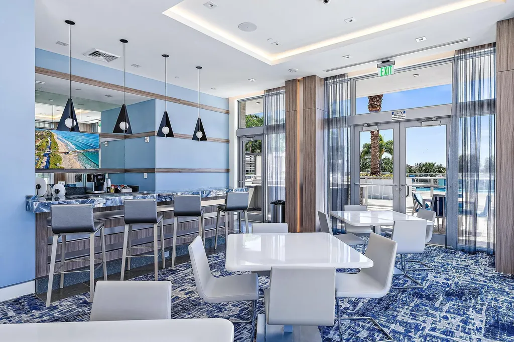 112 Water Club Court N North Palm Beach FL 33408