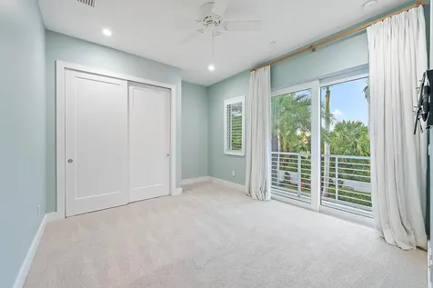 112 Water Club Court N North Palm Beach FL 33408