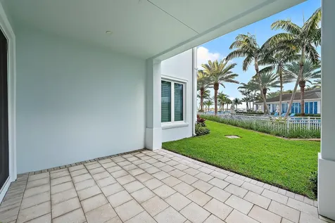 112 Water Club Court N North Palm Beach FL 33408