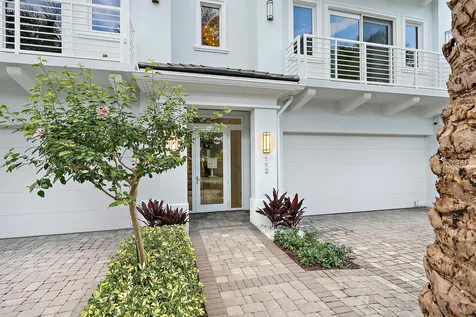 112 Water Club Court N North Palm Beach FL 33408