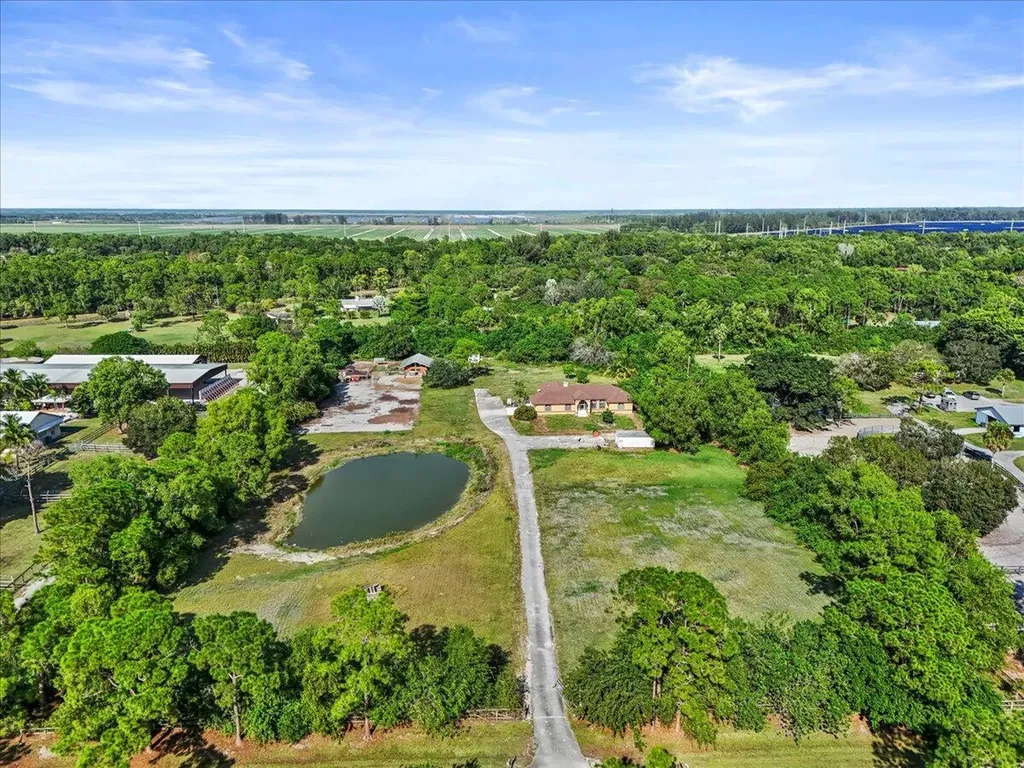 19187 Capet Creek Court Loxahatchee FL 33470