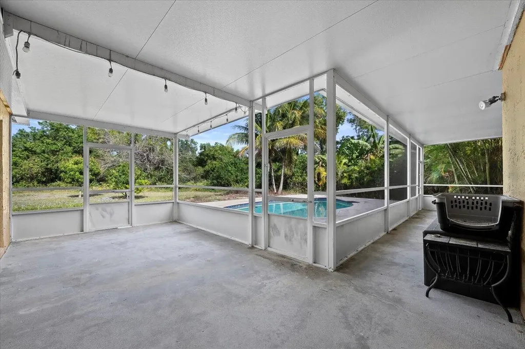 19187 Capet Creek Court Loxahatchee FL 33470