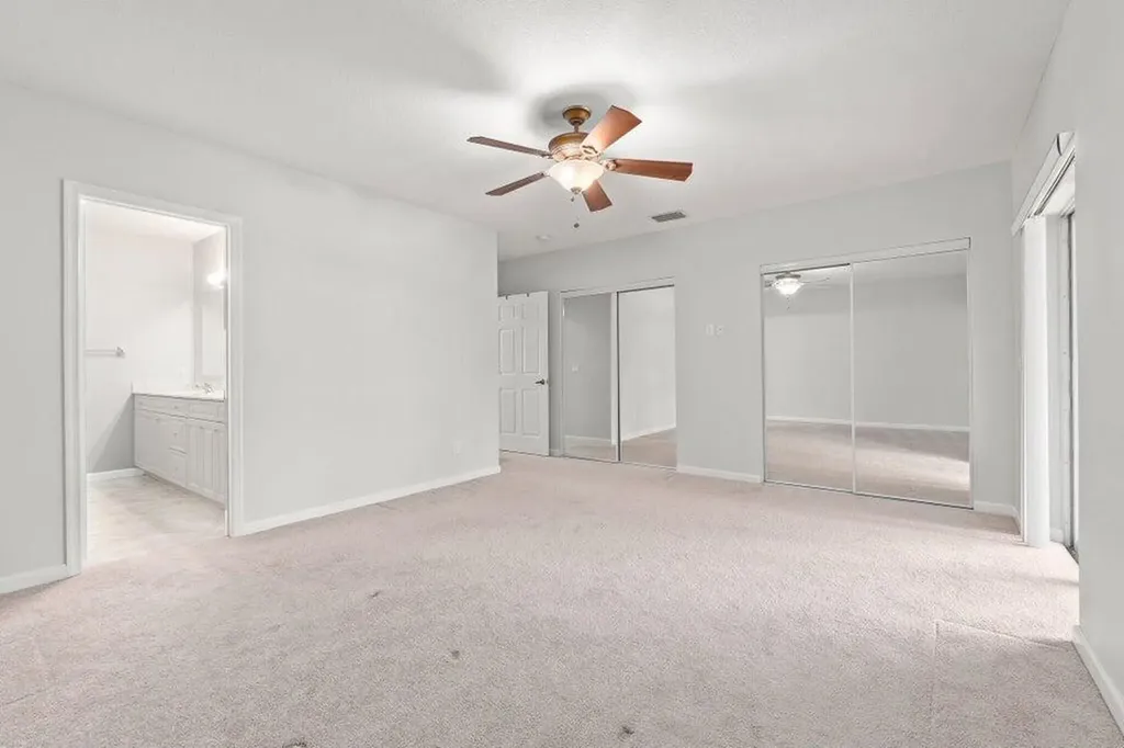 2087 SE Wild Meadow Circle Port St Lucie FL 34952