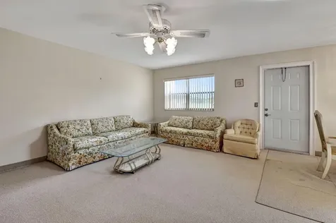 325 Saxony G Delray Beach FL 33446