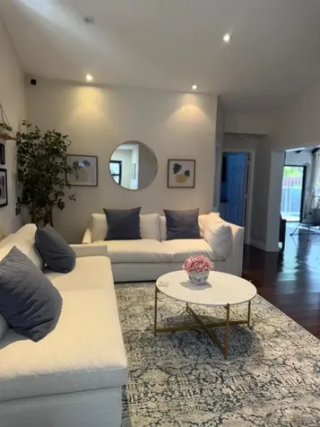 1988 Sacramento Weston FL 33326