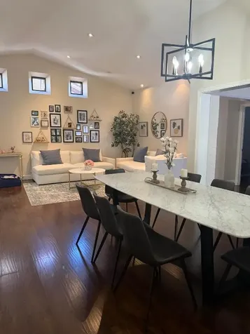 1988 Sacramento Weston FL 33326