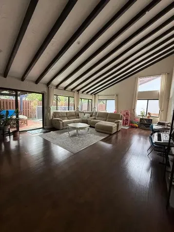 1988 Sacramento Weston FL 33326