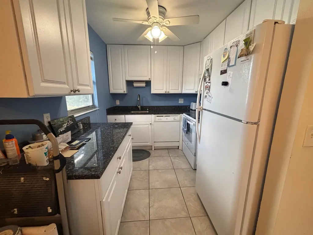 596 Saxony M Delray Beach FL 33446