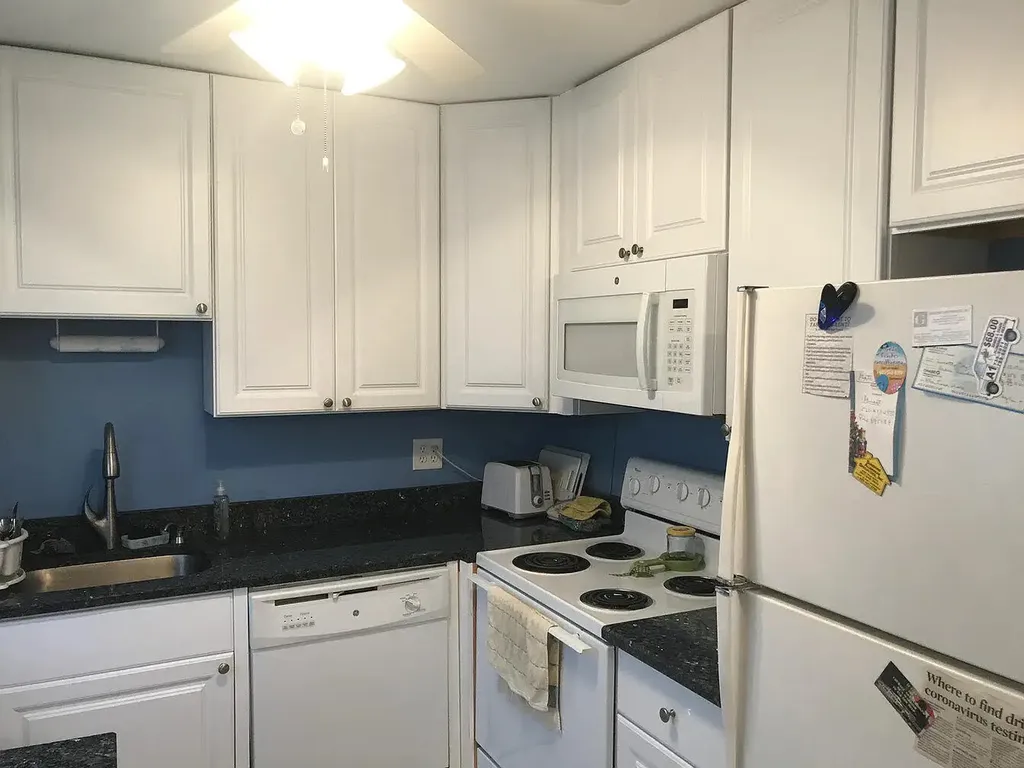 596 Saxony M Delray Beach FL 33446