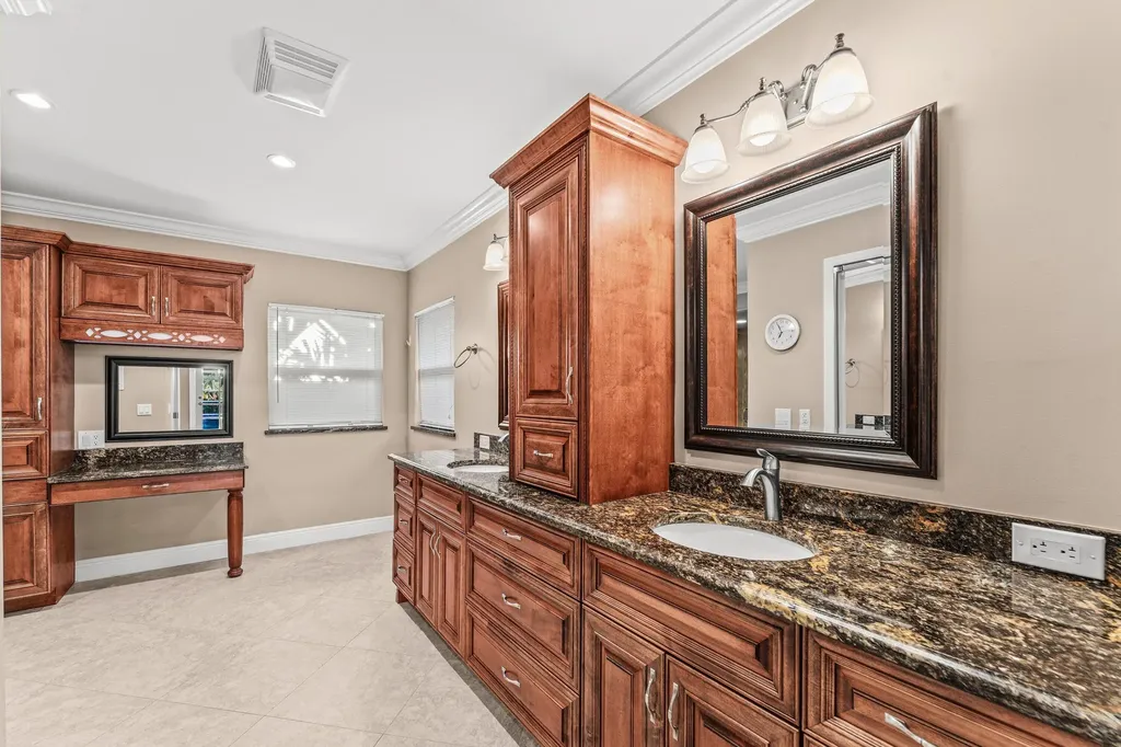 2063 Amesbury Circle Wellington FL 33414