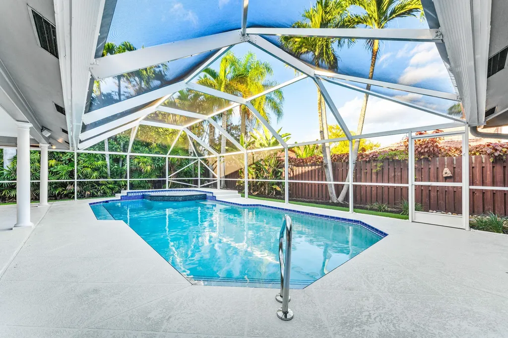 2063 Amesbury Circle Wellington FL 33414