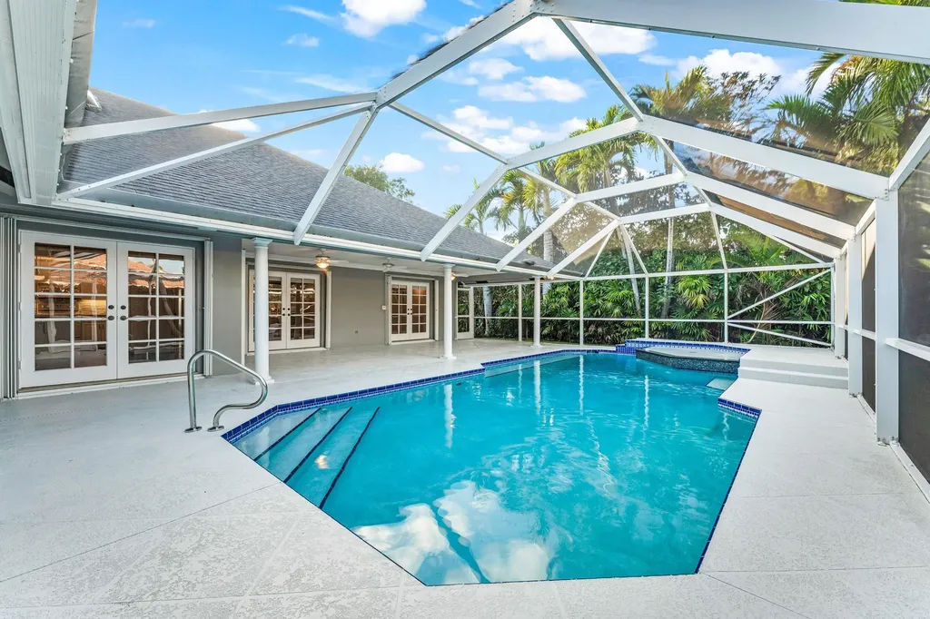 2063 Amesbury Circle Wellington FL 33414