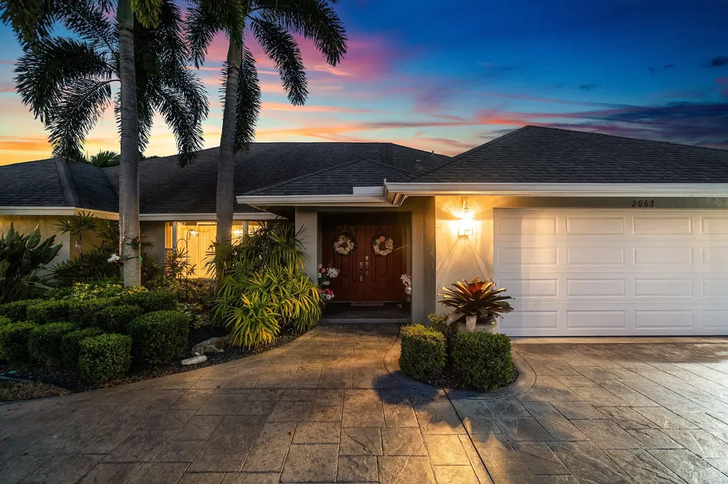 2063 Amesbury Circle Wellington FL 33414