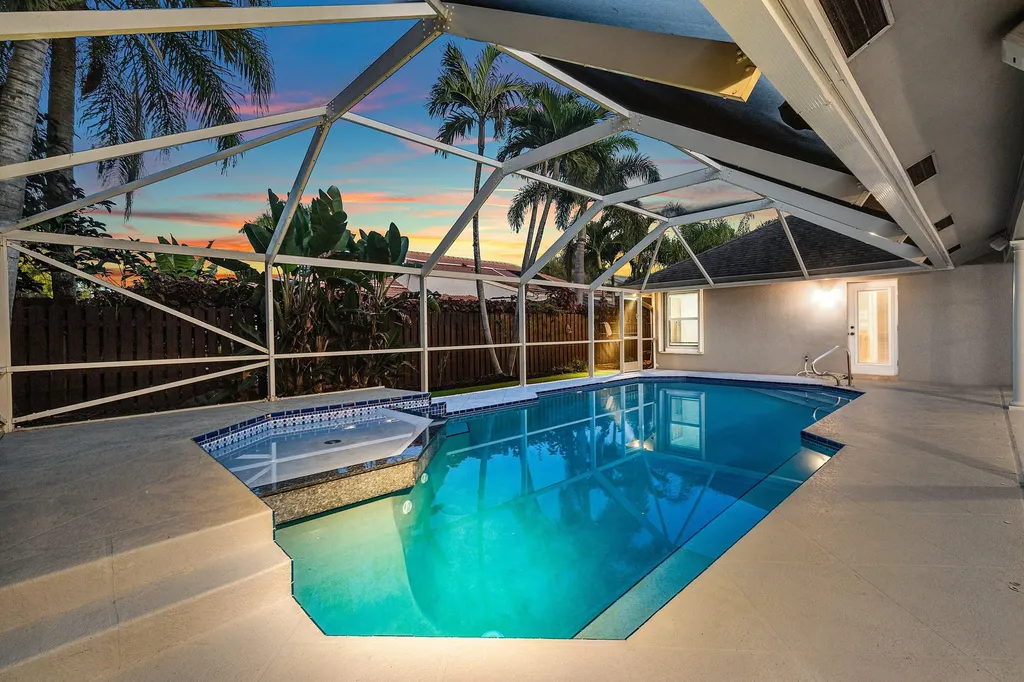 2063 Amesbury Circle Wellington FL 33414