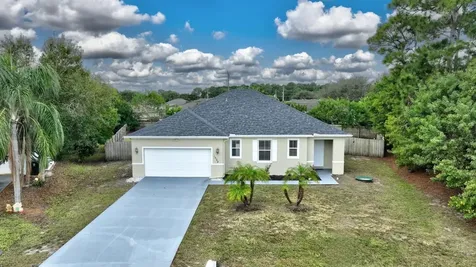 1572 SW Gager Road Port St Lucie FL 34953