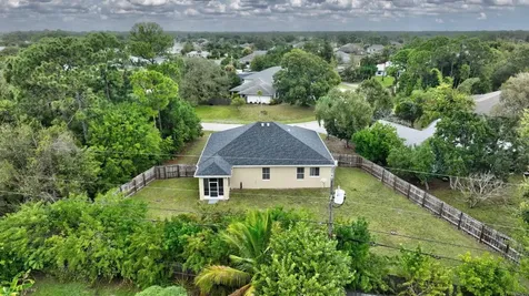 1572 SW Gager Road Port St Lucie FL 34953