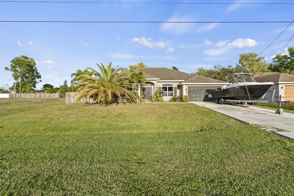 370 SW Tulip Boulevard Port St Lucie FL 34953