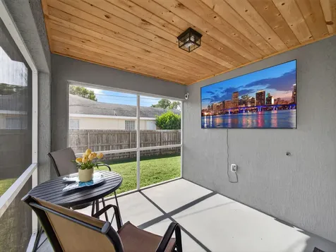 1633 SW Diamond Street Port St Lucie FL 34953