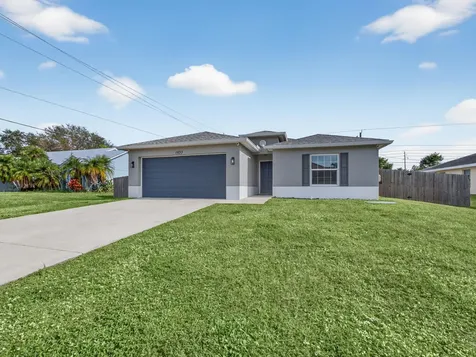 1633 SW Diamond Street Port St Lucie FL 34953